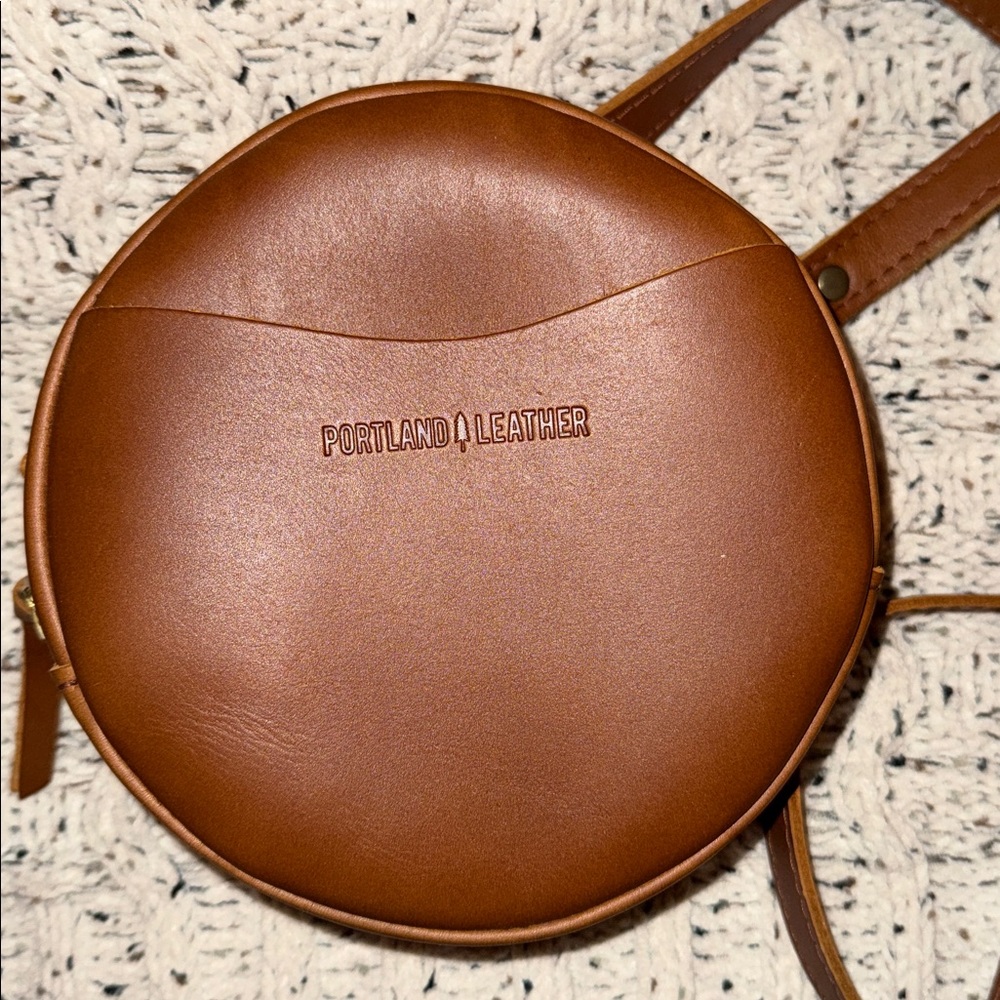 Portland leather brown round crossbody